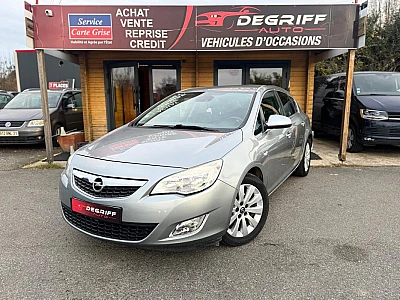 Opel Astra 1.7 CDTI 110 ch FAP Cosmo