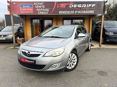 Opel Astra 1.7 CDTI 110 ch FAP Cosmo