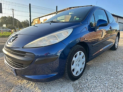 Peugeot 207 1.4i 137200kms** garantie**