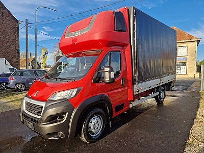 Peugeot Boxer 2.0 HDI 163  Plateau + élévateur + couchette