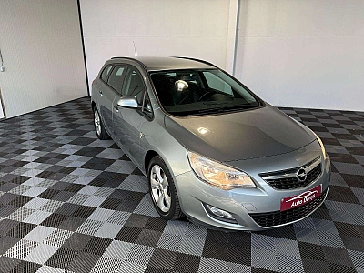 Opel Astra Sports Tourer 1.7 CDTi bj. 2012 199000km Euro 5