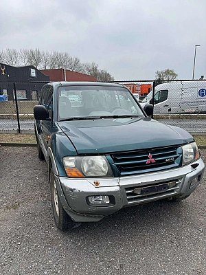 Mitsubishi Pajero 3.2 DI-D bj. 2002 START NIET EXPORT of ONDERDELEN