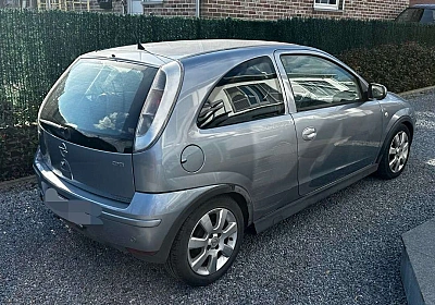 Opel Corsa 1.3 CDTI Easytronic AUTOMATIQUE bj. 2006 120000km