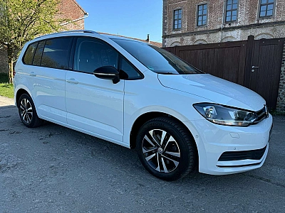 Volkswagen Touran 1.5 TSI Trendline DSG (EU6AP) 7PLACES/7PLAATESEN!!