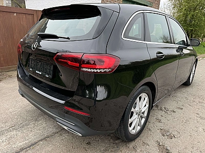Mercedes-Benz B 180 Business Solution (EU6AP)