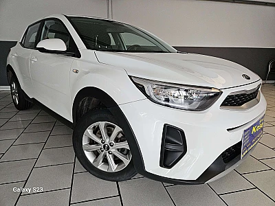 Kia Stonic 1.6CRDI/CLIMATISATION/NAVIGATION/GARANTIE/CAR-PASS