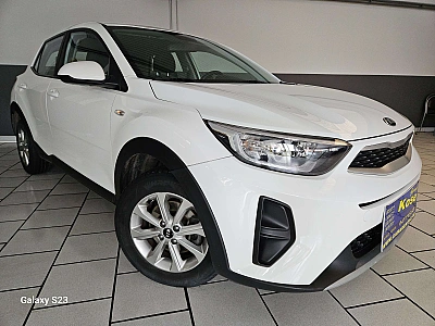 Kia Stonic 1.6CRDI/CLIMATISATION/NAVIGATION/GARANTIE/CAR-PASS