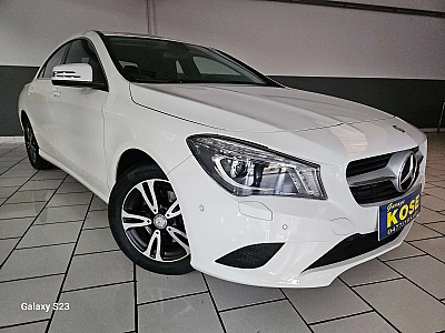 Mercedes-Benz CLA 180 CLA180//CUIR+TISSU/CLIM/NAVIGATION//XENON/CAR-PASS