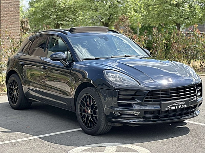 Porsche Macan 2.0 Turbo PDK//