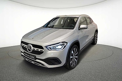 Mercedes-Benz GLA 180  ...