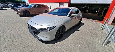 Mazda 3 2.0i e-Skyactiv-X Takumi