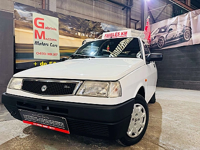 Lancia Y 10 junior 1 pro 86500 km carnet Ancetre !!!