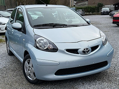 Toyota Aygo 1.0i VVT-i Sport ( 115.330Km ) Garantie 1 An !