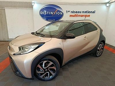 Toyota Aygo X 1.0 VVT-i 72 team player
