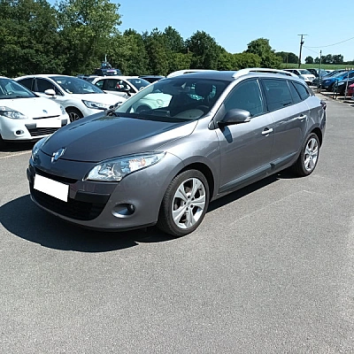 Renault MEGANE III ESTATE 1.5 DCI 110CH FAP DYNAMIQUE ECO²