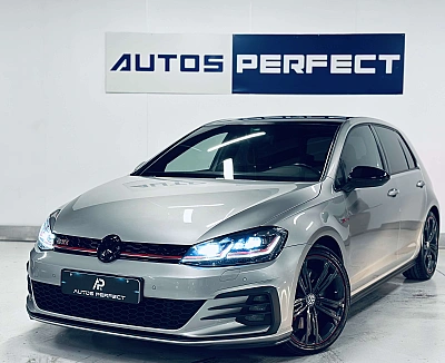 Volkswagen Golf GTI Golf 2.0 TSI DSG BI-XENON NAVI JA18 SG CHAUFFANT