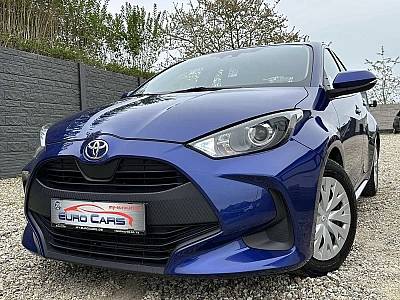 Toyota Yaris 1.5i Dual VVT-iE Dynamic EURO 6D! LED/CARPLAY/CAMERA/ADAPTIVE CRUISE/LANE ASSIST