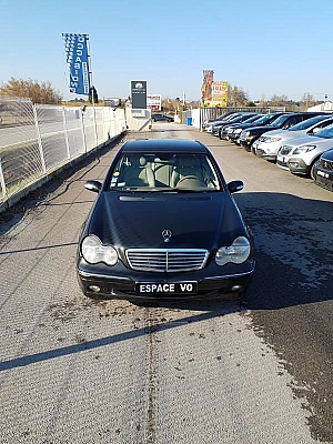 Mercedes-Benz Classe C c180