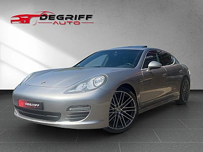 Porsche Panamera S V8 4.8 400 PDK