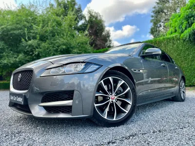 Jaguar XF 2.0 D R-Sport / MERIDIAN SOUND/ ZETEL VERW./ LED