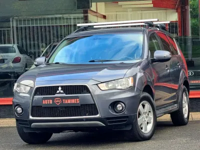 Mitsubishi Outlander 2.2D 4WD // Navigation // Camera de recul // Cuir