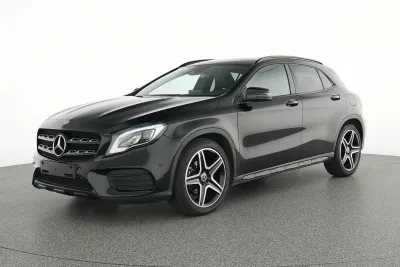 Mercedes-Benz GLA 200  AMG Line